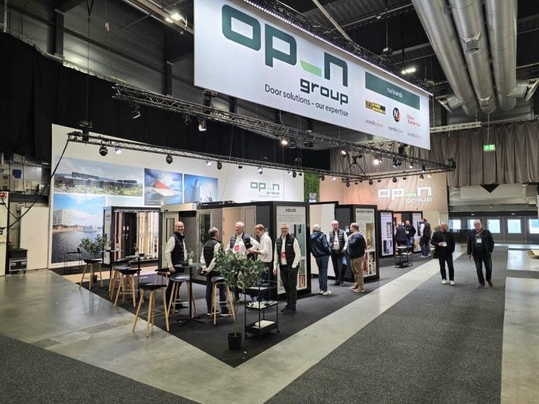 Opn group stand på Bygg Reis Deg 2027